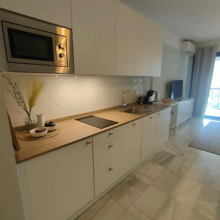 Central & Renovated Studio With Pool In Puerto Banus Apartment Marbella Ngoại thất bức ảnh